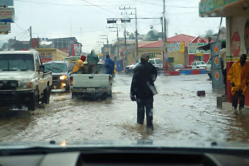 Überflutete Straßen in Haiti.