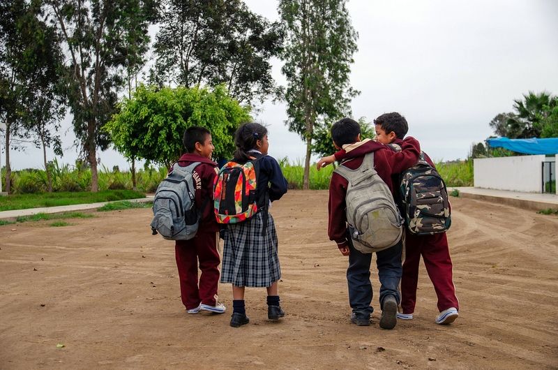 Für die Schülerinnen und Schüler muss ein sicherer Schulweg gewährleistet sein, wie hier im nph-Kinderdorf in Peru.