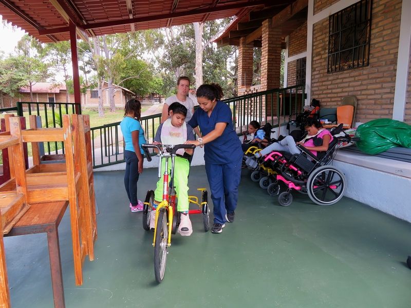 Ein Zuhause für 17 Kinder mit Behinderungen