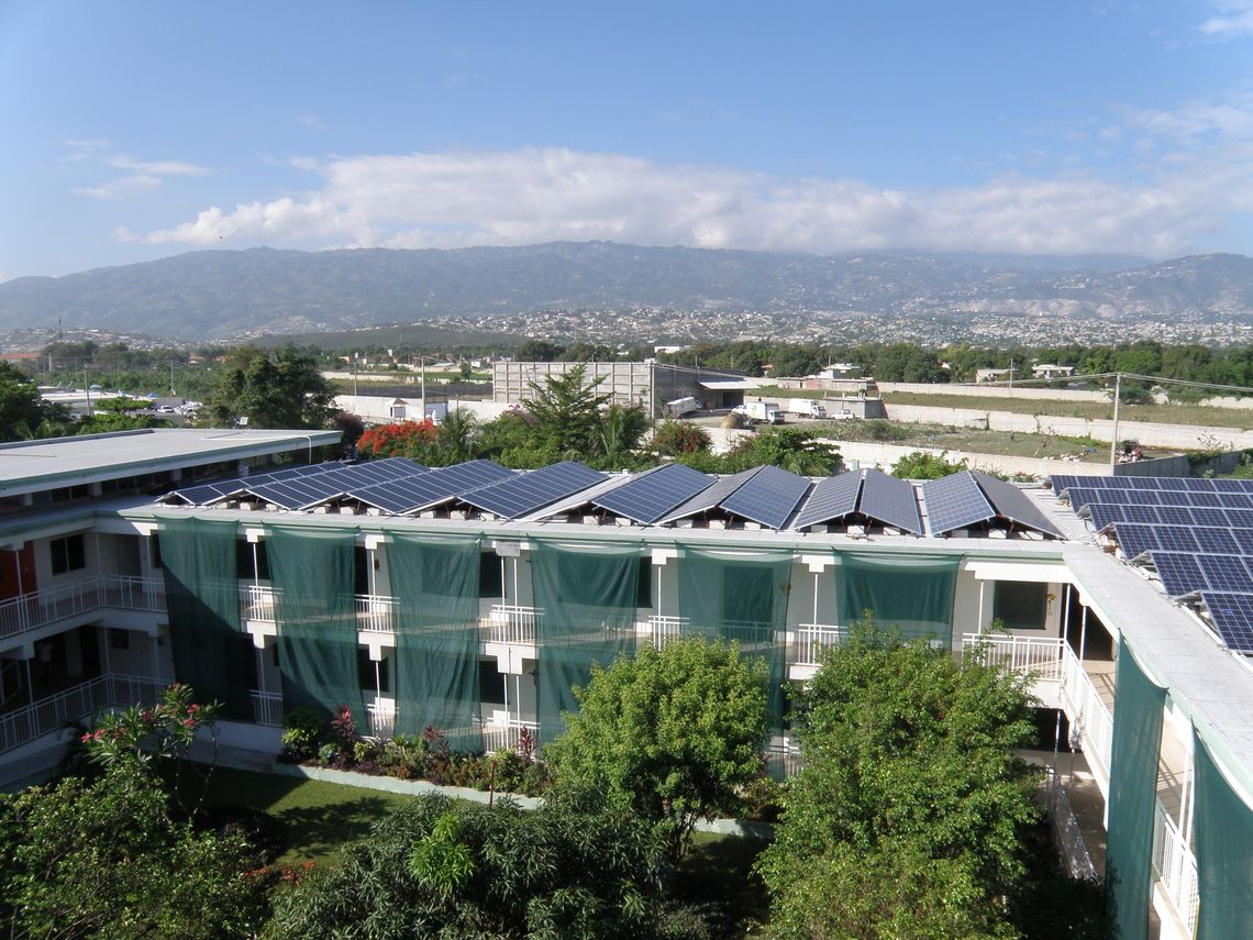 Die Solaranlage auf dem Dach des St. Damien Kinderkrankenhauses.